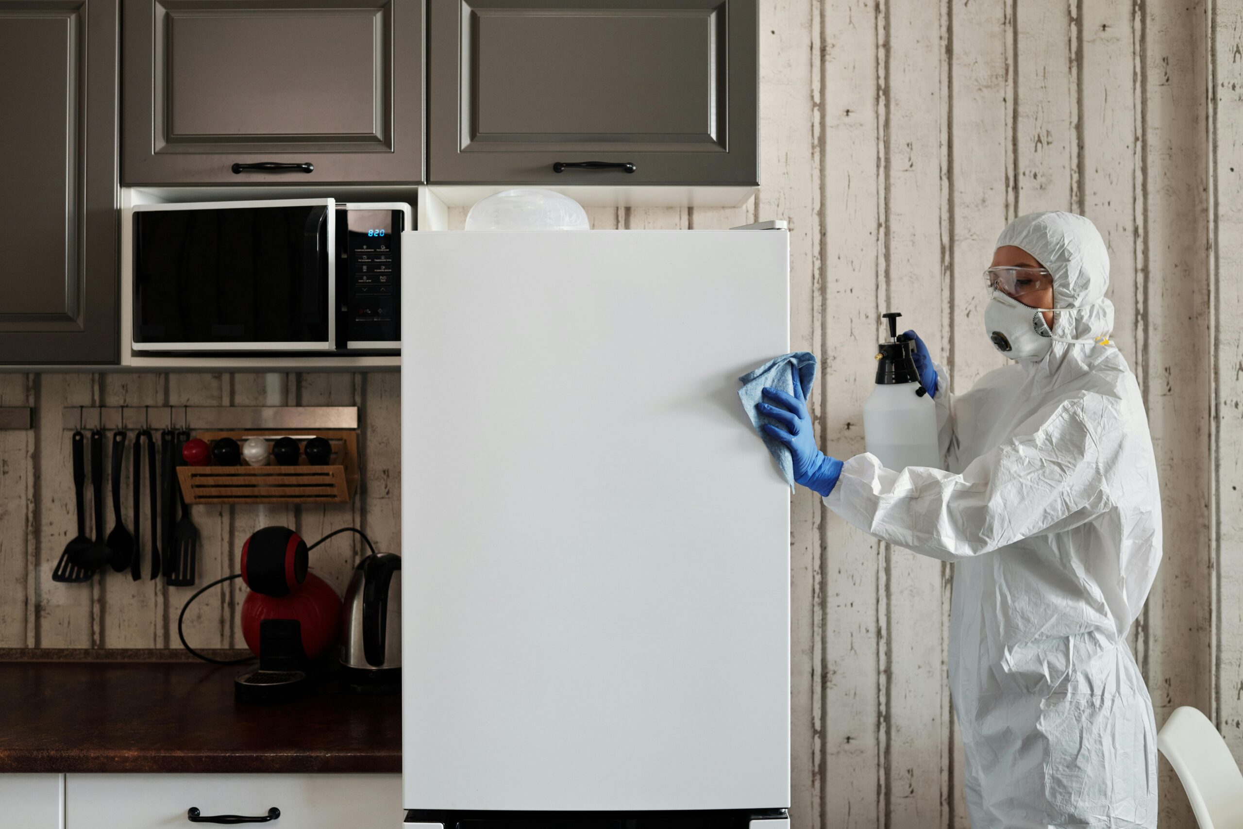 Mirror Cleaning Demonstration